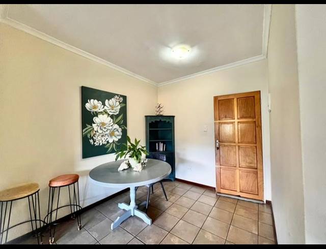 2 BEDROOM PROPERTY TO RENT IN PRESTBURY